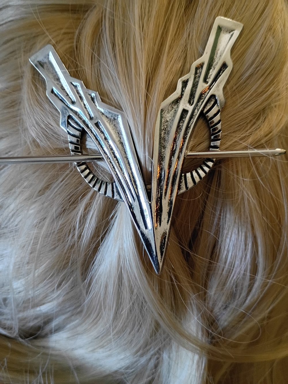 *NWOT* Silver Metal V-Shaped Hair Pin